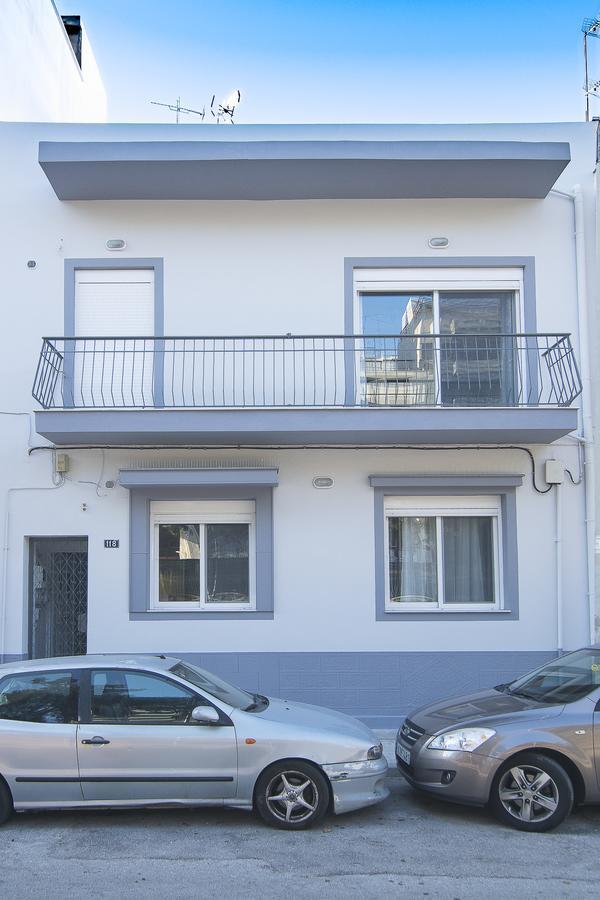 אתונה Downtown Rare And Modern Two Storey Building מראה חיצוני תמונה